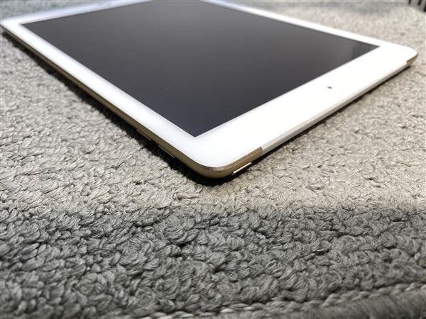 iPad 9.7インチ 第5世代[128GB] セルラー au ゴールド【安心保…_画像5
