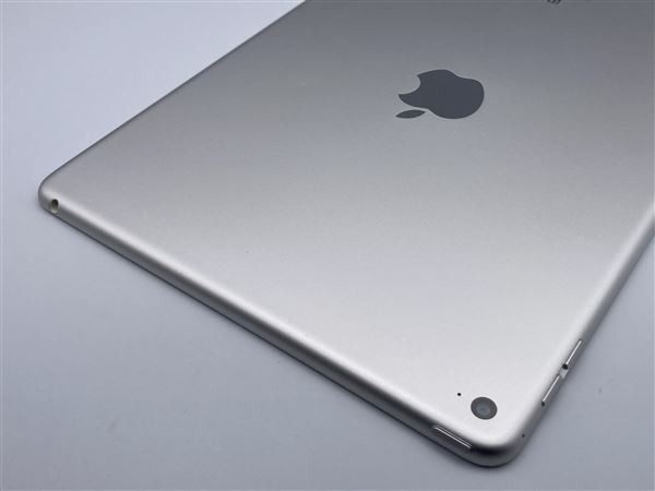 iPadAir 9.7インチ 第2世代[64GB] Wi-Fiモデル シルバー【安心…_画像7