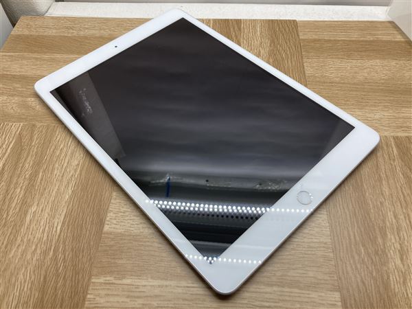 iPad 10.2インチ 第7世代[128GB] Wi-Fiモデル シルバー【安心 …_画像3