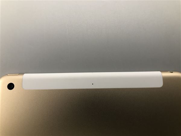 iPad 9.7インチ 第5世代[32GB] セルラー au ゴールド【安心保 …_画像7