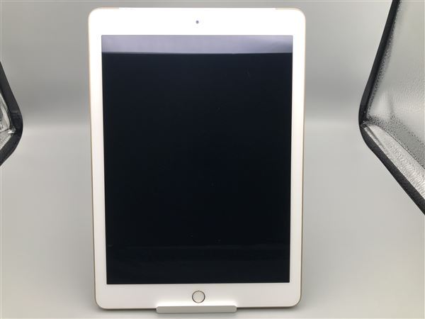 iPad 9.7インチ 第5世代[32GB] セルラー au ゴールド【安心保 …_画像3