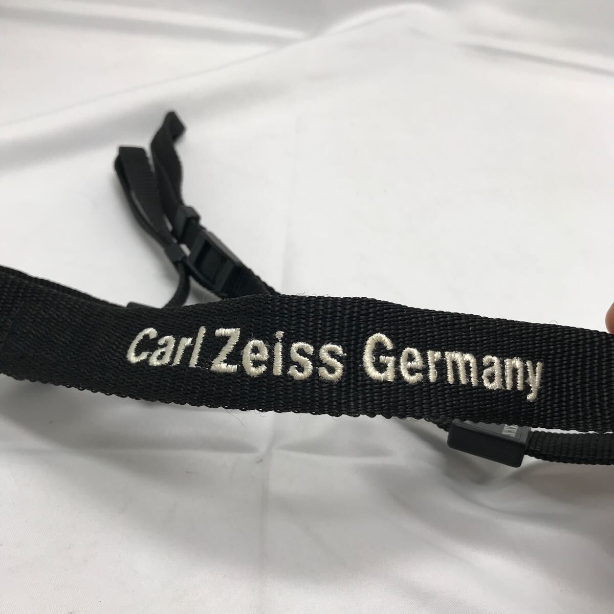 Carl Zeiss Germany ストラップ 中古 80cm位です。_画像2