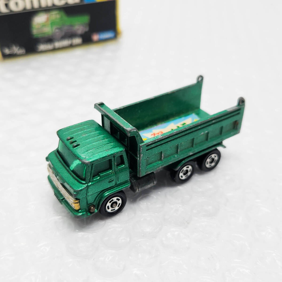 [ST-02148] トミカ 日本製 No.52 日野 ZM ダンプカー HINO DUMP CAR ダンプトラック 黒箱 TOMICA JAPAN ミニカー 模型 ヴィンテージ 当時物_画像2