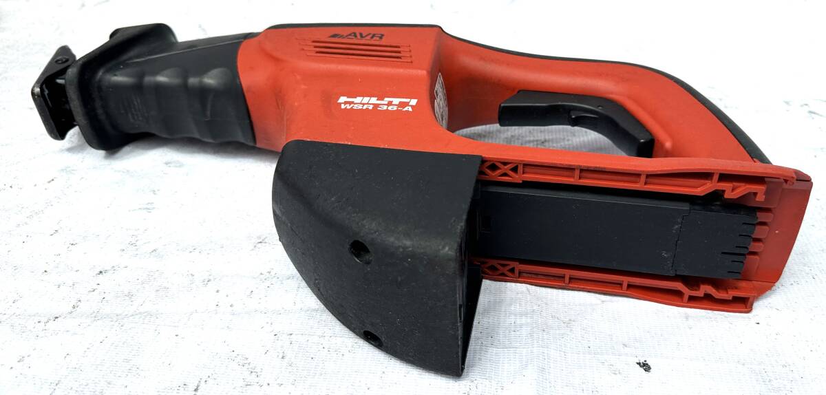 8.★HILTI★ヒルティ★WSR-36-A★電動レシプロソー★DIY★切断機★動品★大容量バッテリ2個付 _画像8