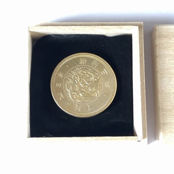 * old 20 jpy gold coin Meiji 3 year tree boxed antique 