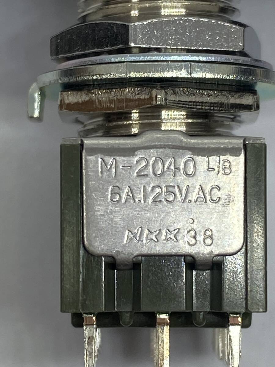 【ON-ON-ON ２回路（12P）】M-2040L/B　NKKスイッチズ製　ON-ON-ONが２回路（12P）ラージブッシングのトグルスイッチです_画像2