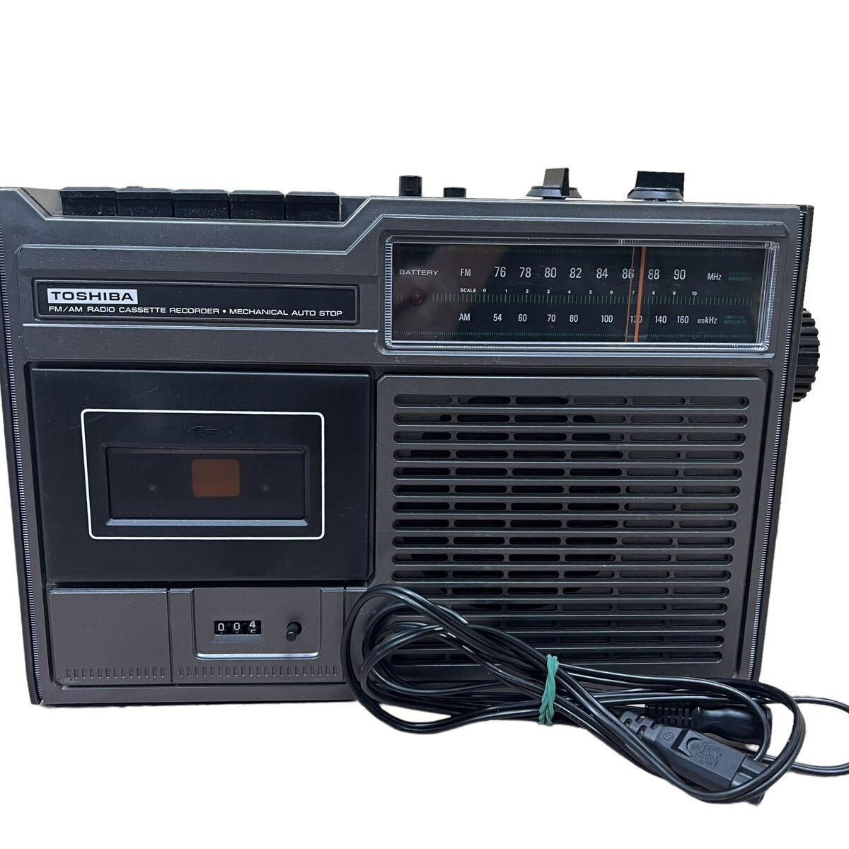 【引取大歓迎!!!】Toshiba 東芝 ラジオカセットレコーダー RT-2130 ラジカセ FM/AM◎ジャンク mm☆☆☆_画像1