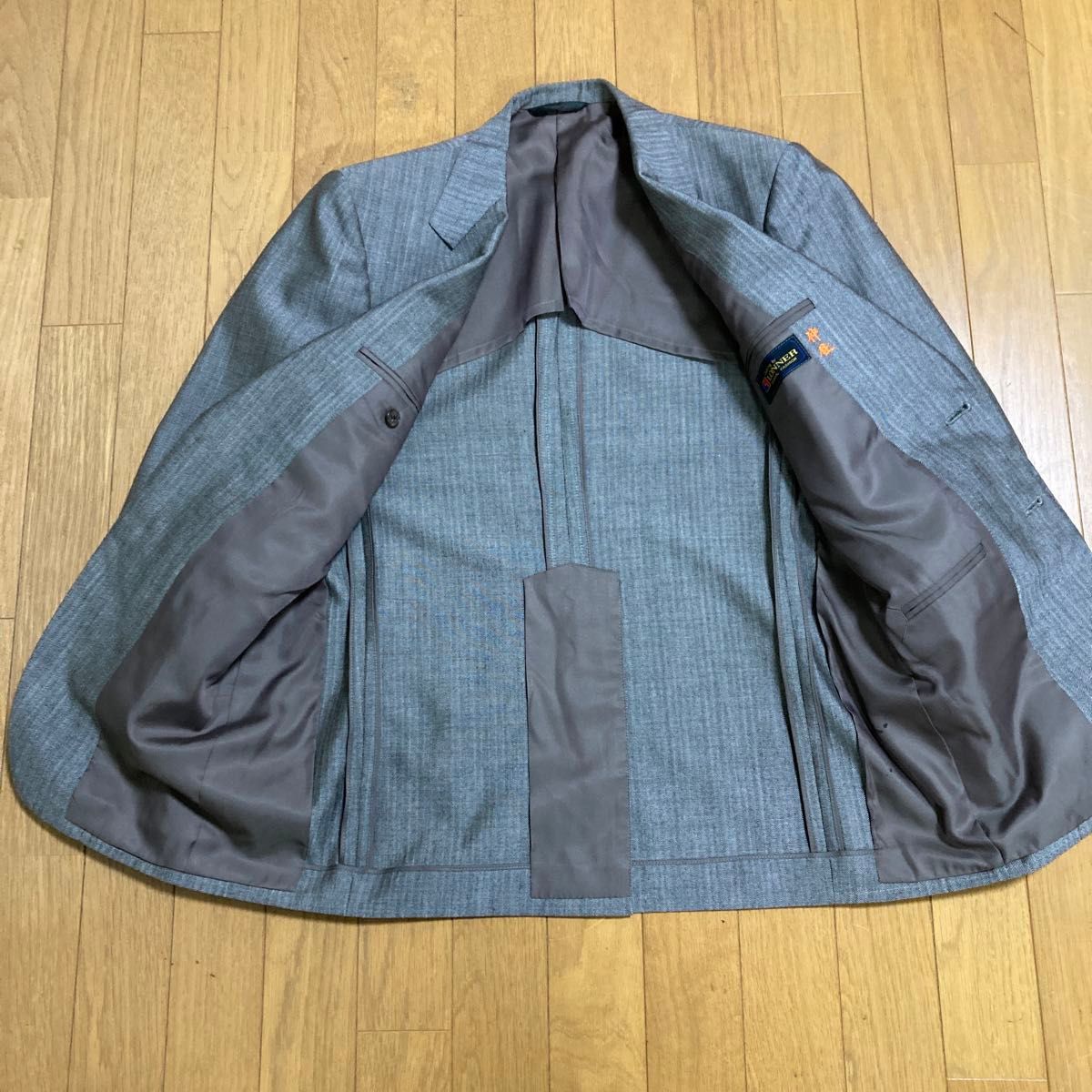 292.極美品！Ａ５　身長170cm、w.80cmほど グレー系！ノータック！