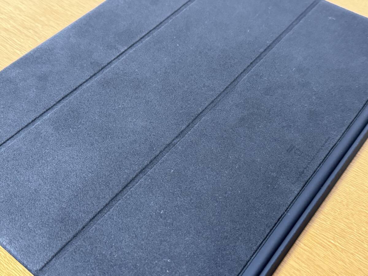 Apple 12.9インチiPad Pro (第1/第2世代) 用 レザー Smart Cover MPV62FE/A [ブラック]の画像6