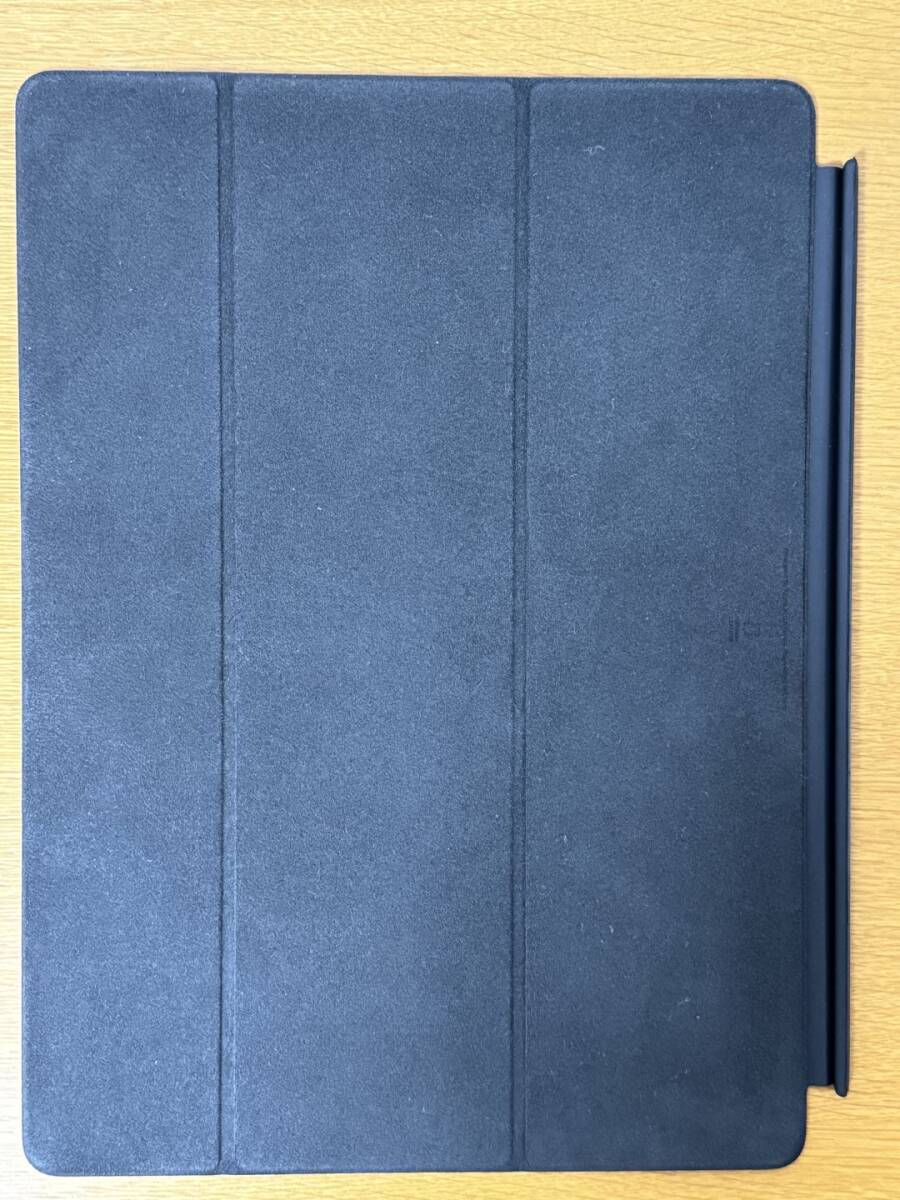 Apple 12.9インチiPad Pro (第1/第2世代) 用 レザー Smart Cover MPV62FE/A [ブラック]の画像5