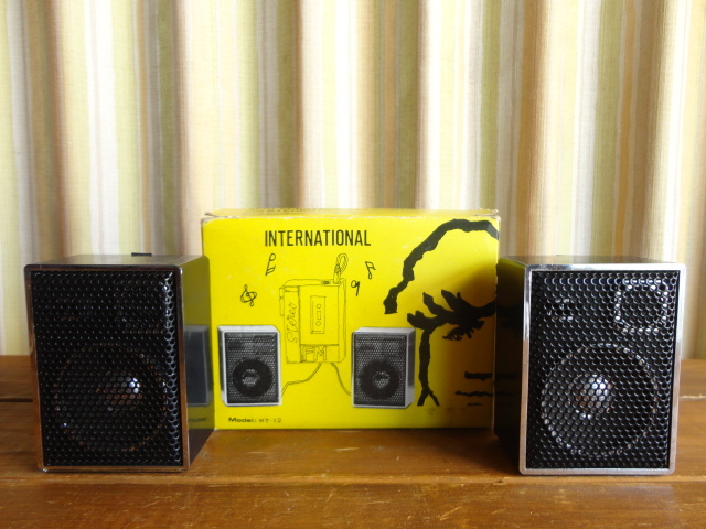 INTERNATIONAL ** Fi-Hi Mini speaker HT-12 ** full range retro 