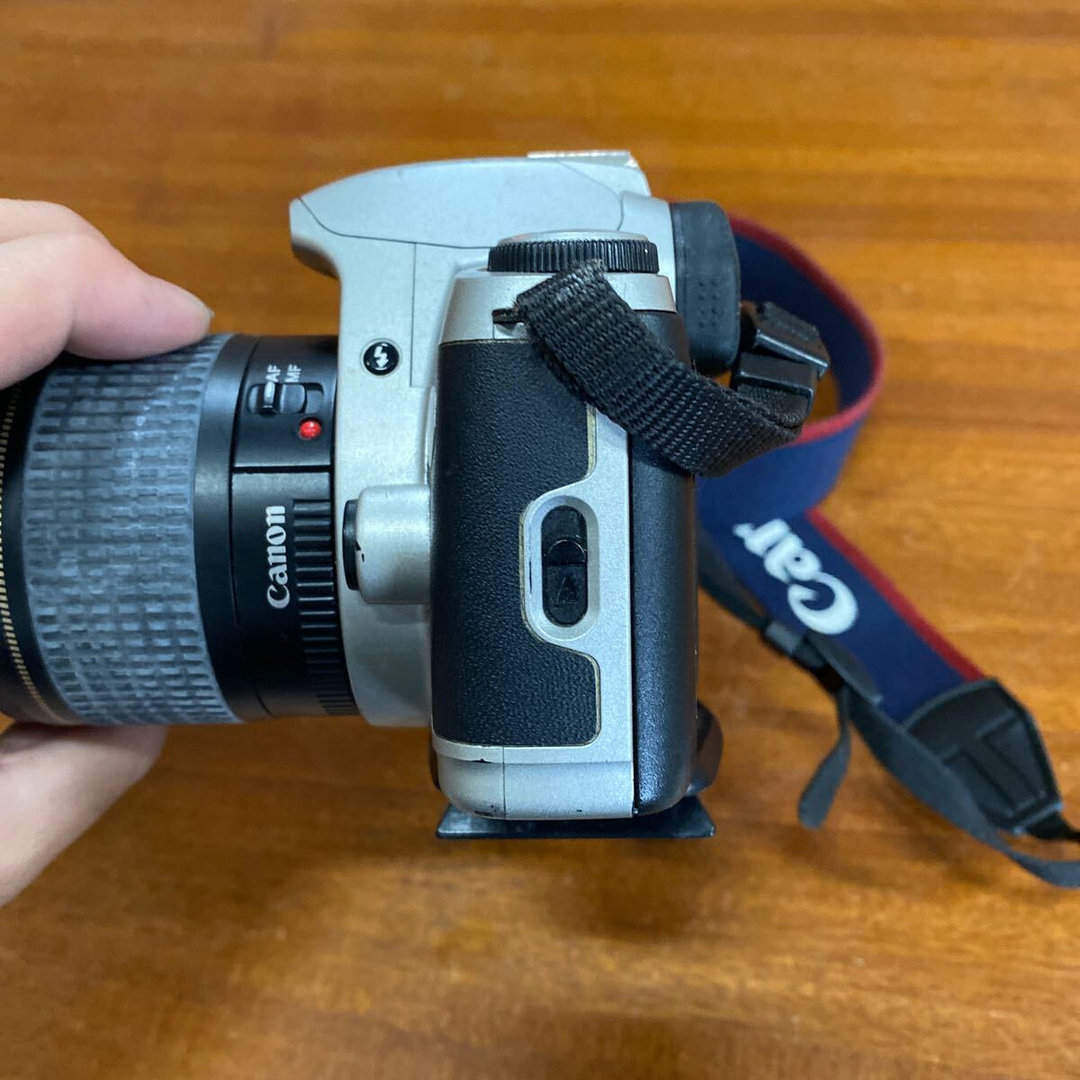 Canon EOS Kiss レンズ ボディ フィルムカメラ ウルトラソニック　28-80mm EF 1:3.5-5.6 Ⅳ zoom 使い方分からない　高そう　一眼レフ_画像8
