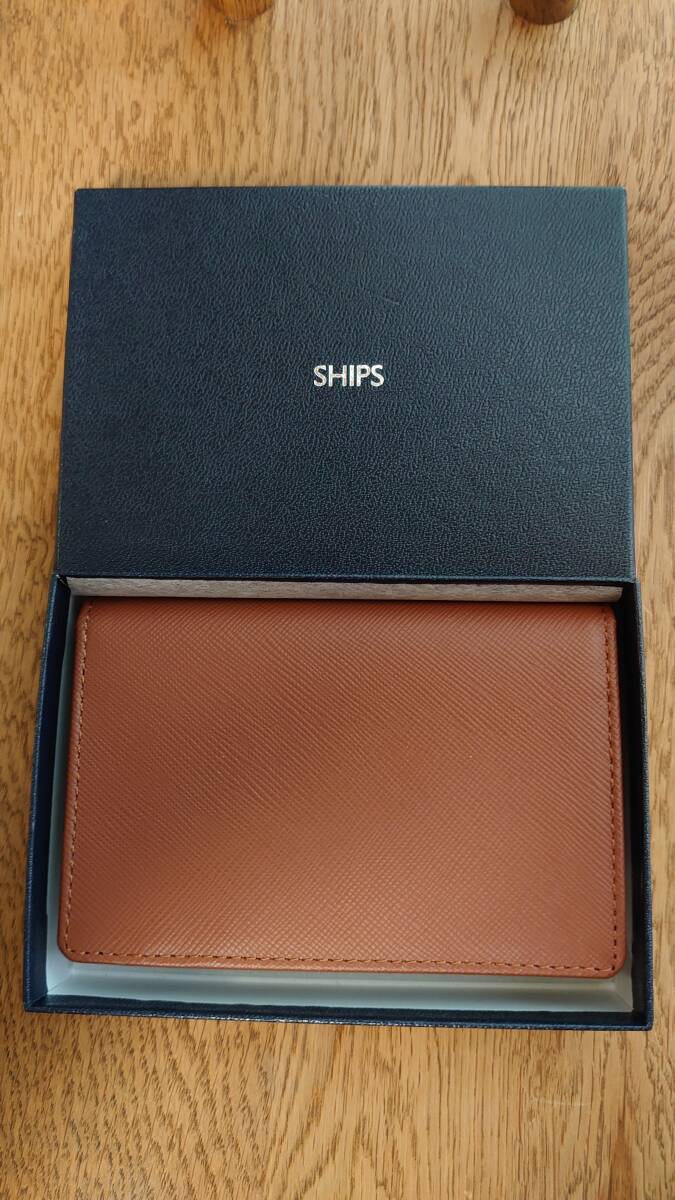 SHIPS カードケース　ブラウン【新品未使用】_新品未使用で箱付きです