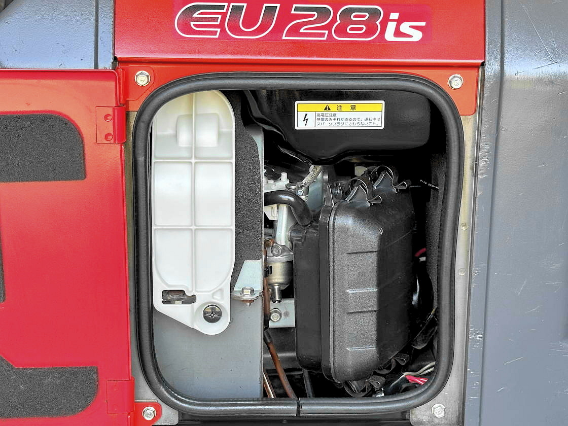  HONDA　ガソリンエンジン発電機　EU28iS　防音・インバータータイプ　出力2.8kVA　_画像5