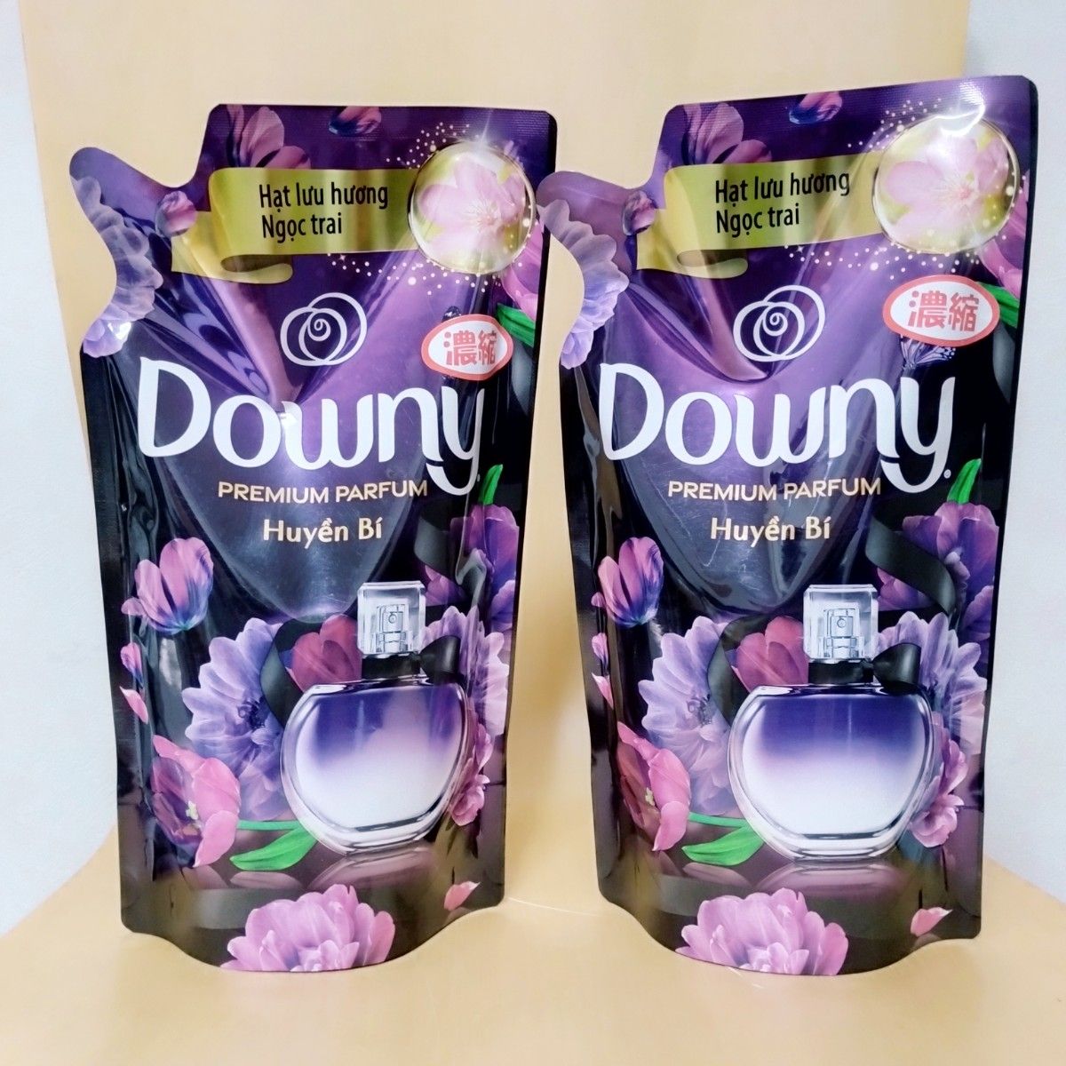 ダウニー 柔軟剤 ミスティーク 詰め替え用２袋 Downy 濃縮タイプ プレミアムパヒューム