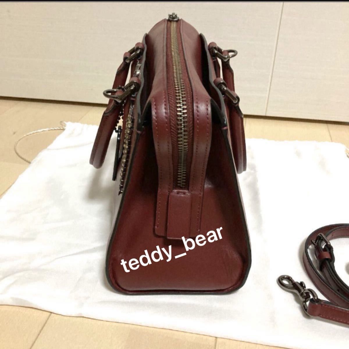 新品同様　COACH コーチ　ハンドバッグ　ショルダーバッグ　セレーナゴメス　コラボ　 2way ボルドー　ワインレッド　美品