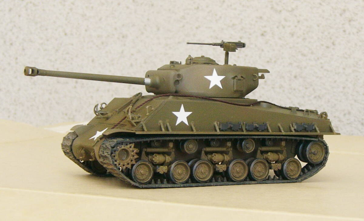 製作完成品■タミヤ　1/48　アメリカ　M4A3E8 シャーマン イージーエイト_画像2