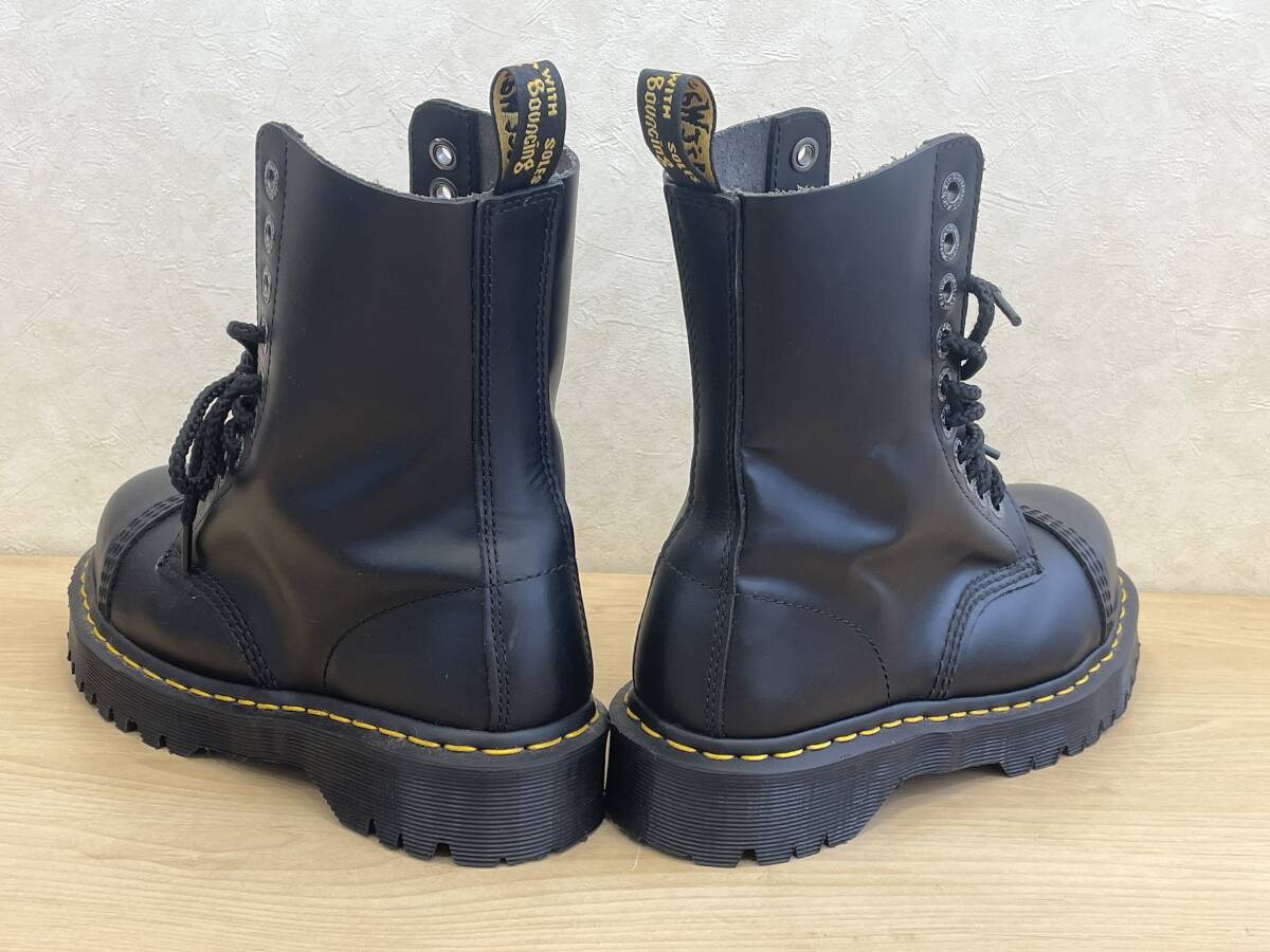 美品 Dr.Martens ドクターマーチン 10ホール ブーツ ブラック イエロー UK5 24.0cm レディース_画像4