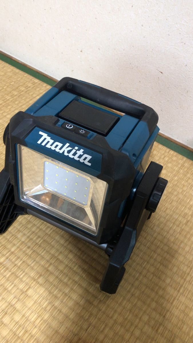 makita 充電式LEDスタンドライト 14-40max 