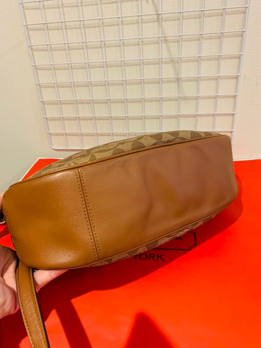 【美品】COACH コーチ シグネチャー 2way ショルダーバッグ　トートバッグ　レザーPVC 