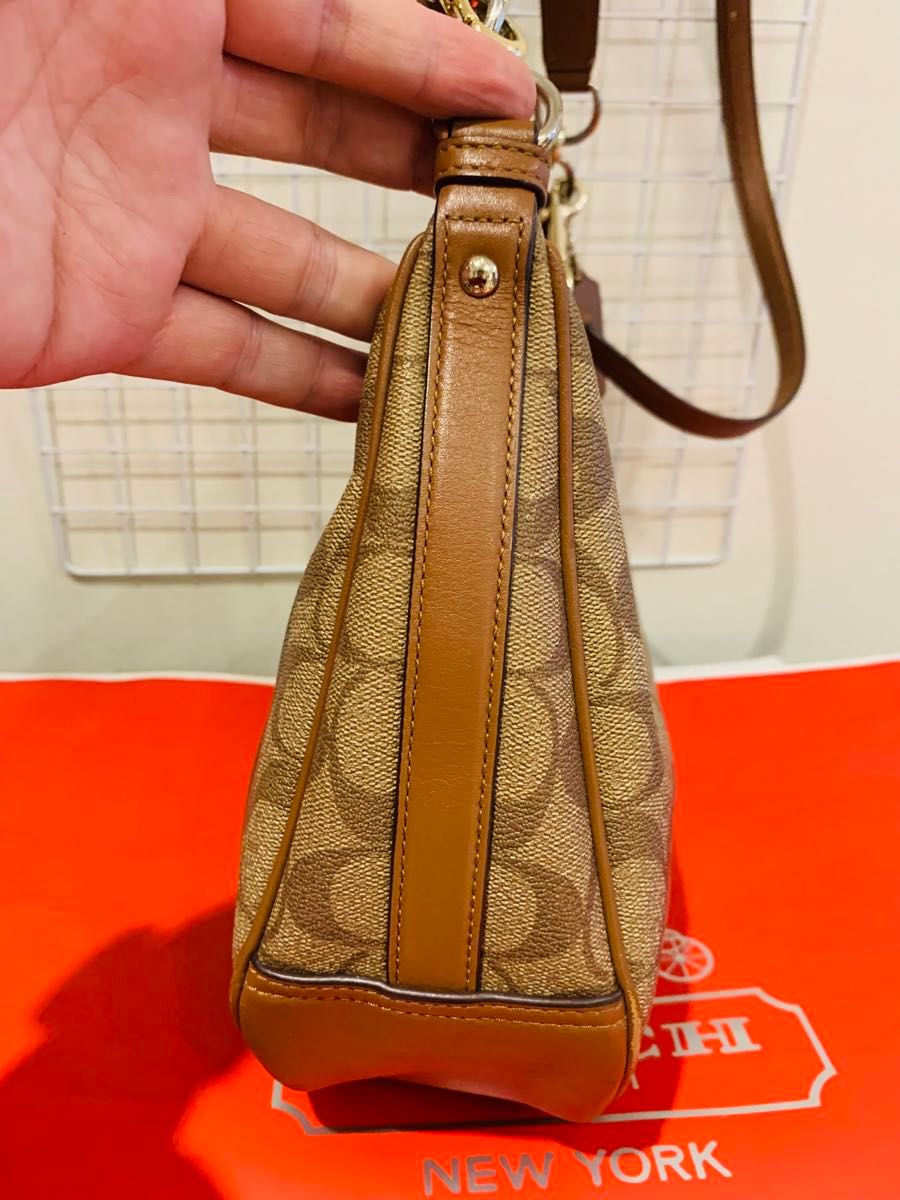 【美品】COACH コーチ シグネチャー 2way ショルダーバッグ　トートバッグ　レザーPVC 