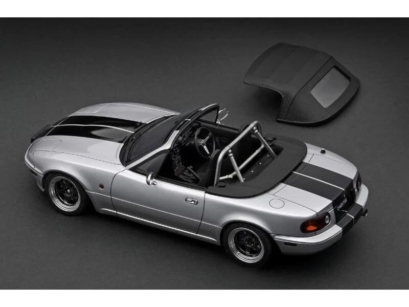 絶版ラスト！！【イグニッションモデル】 1/18 ユーノス　ロードスター　(NA) Silver With Engine　WEB限定 [IG3202]★未開封新品！_画像3