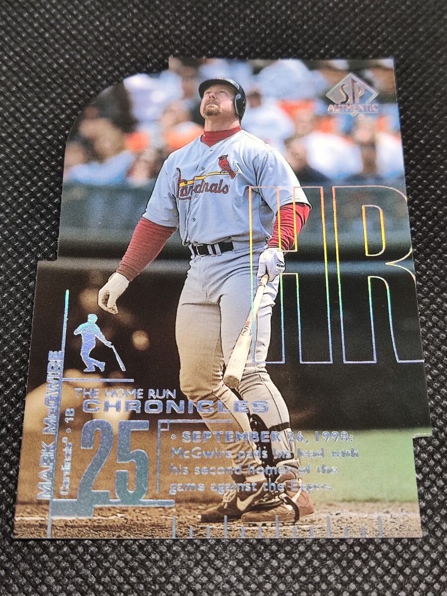 1999 UD SP AUTHENTIC THE HOMERUN CHRONICLES 61/70 MARK McGWIRE マーク・マグワイア 70枚の画像1