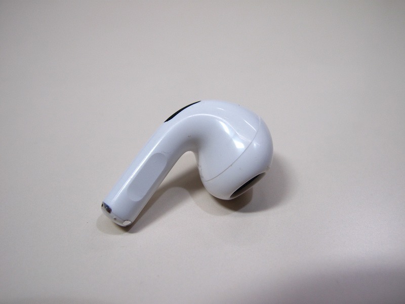 Apple純正 AirPods 第3世代 エアーポッズ MME73J/A 右 イヤホン 右耳のみ　A2565　[R]_画像7