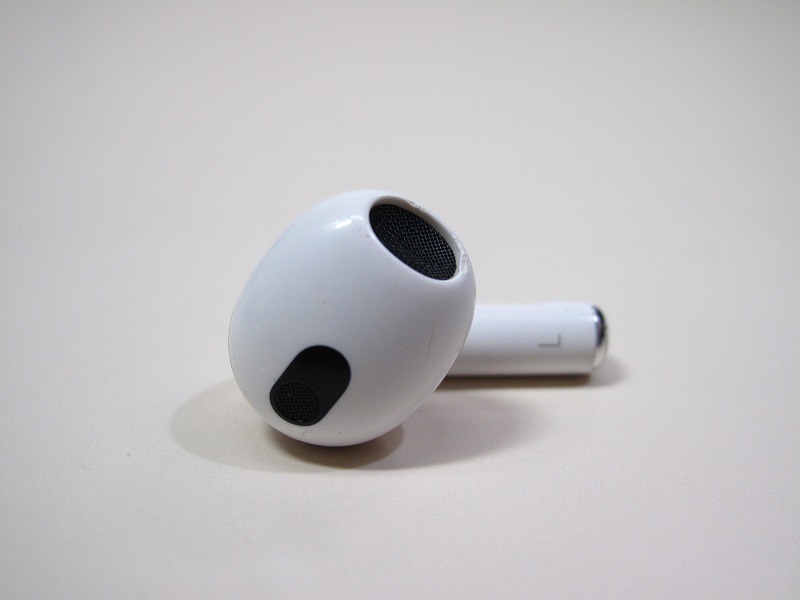 Apple純正 AirPods 第3世代 エアーポッズ MME73J/A 左 イヤホン 左耳のみ　A2564　[L]_画像1