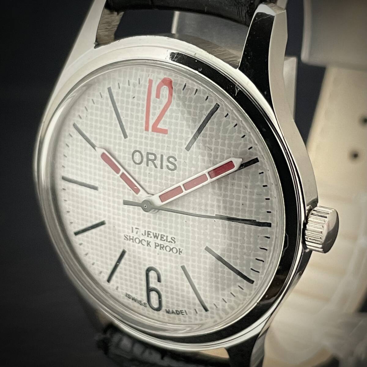 ◆激熱人気◆ 美品 ORIS オリス 1970'S ヴィンテージ 腕時計 メンズ手巻き アンティーク スイス 文字盤ホワイト ドット10_画像4