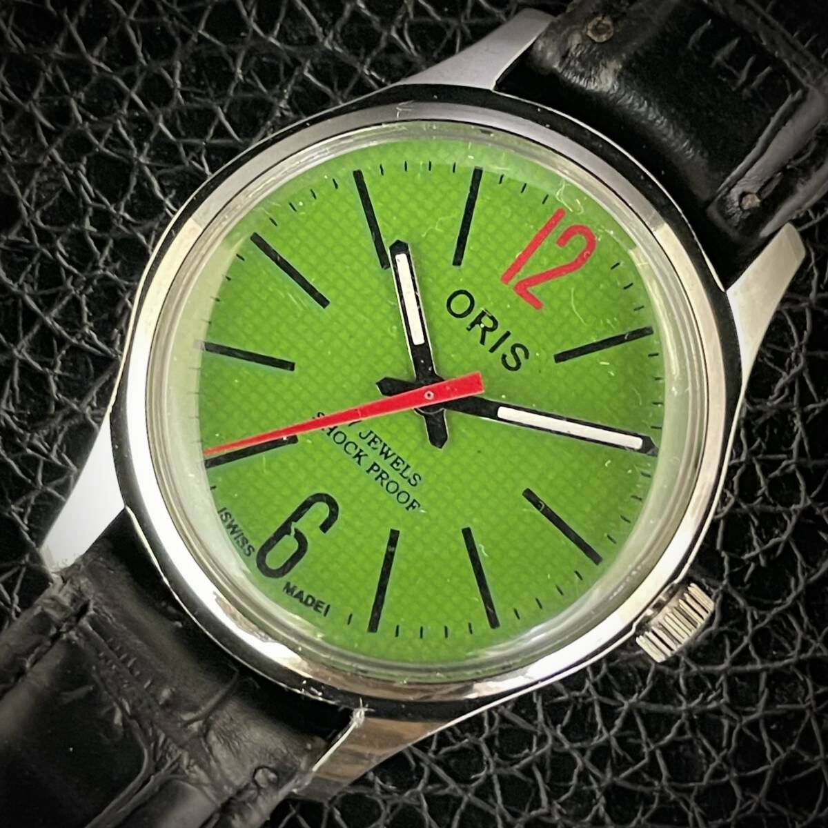 ◆激熱人気◆ 美品 ORIS オリス 1970'S ヴィンテージ 腕時計 メンズ手巻き アンティーク スイス 文字盤グリーン&ドット11の画像1