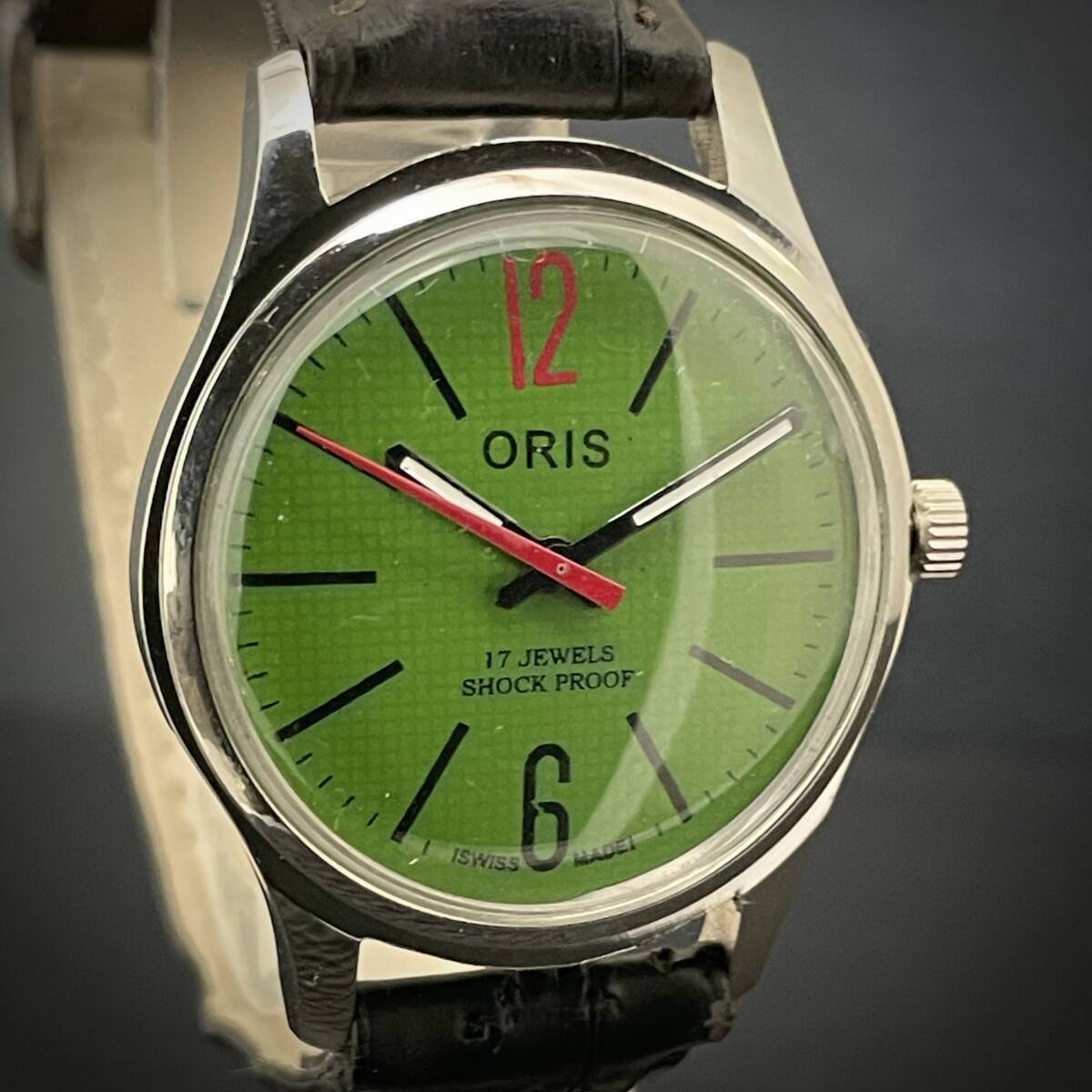 ◆激熱人気◆ 美品 ORIS オリス 1970'S ヴィンテージ 腕時計 メンズ手巻き アンティーク スイス 文字盤グリーン&ドット11の画像3