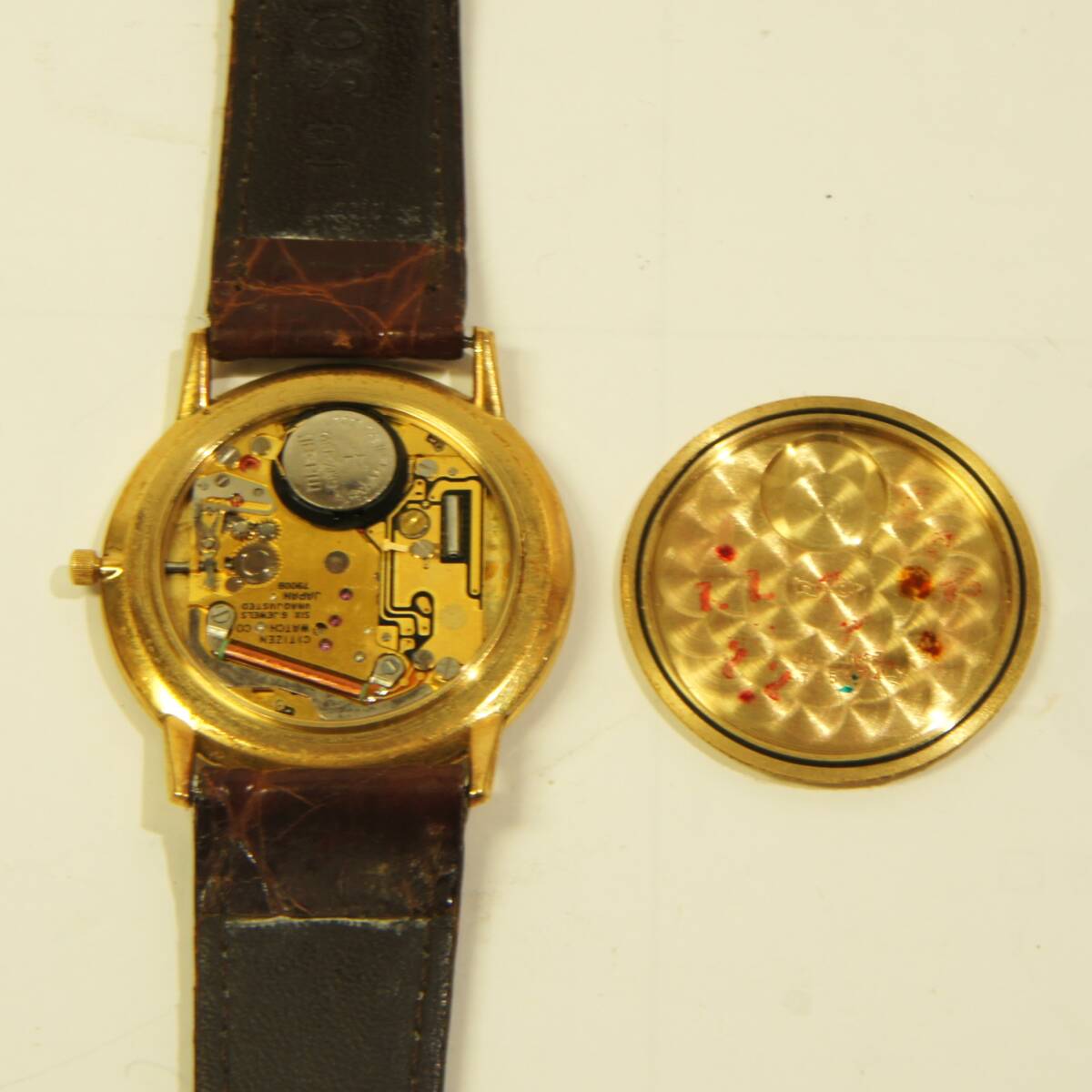 シチズン（CITIZEN）750/18金　メンズ時計 クオーツ　ベルト社外品（ジャンク）_画像10