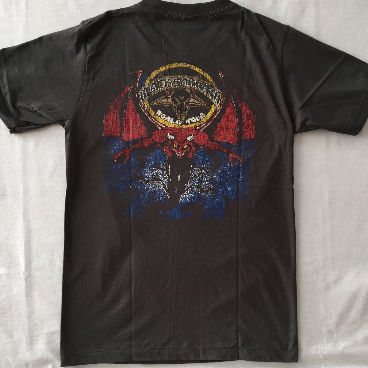 バンドTシャツ　ブラック サバス（Black Sabbath）新品 L_画像3