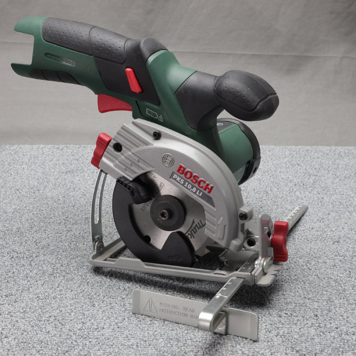 【工具等】BOSCH（ボッシュ）　10.8V バッテリー丸のこ PKS10.8LI 本体 バッテリー 充電器　中古品_画像2