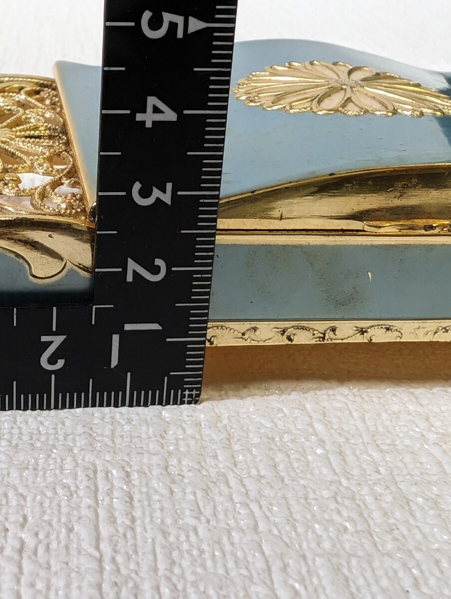 アンティーク ジュエリーボックス 金属工芸 ヨーロピアン 小物入れ 菊紋 高級 レトロ 宝石箱の画像8