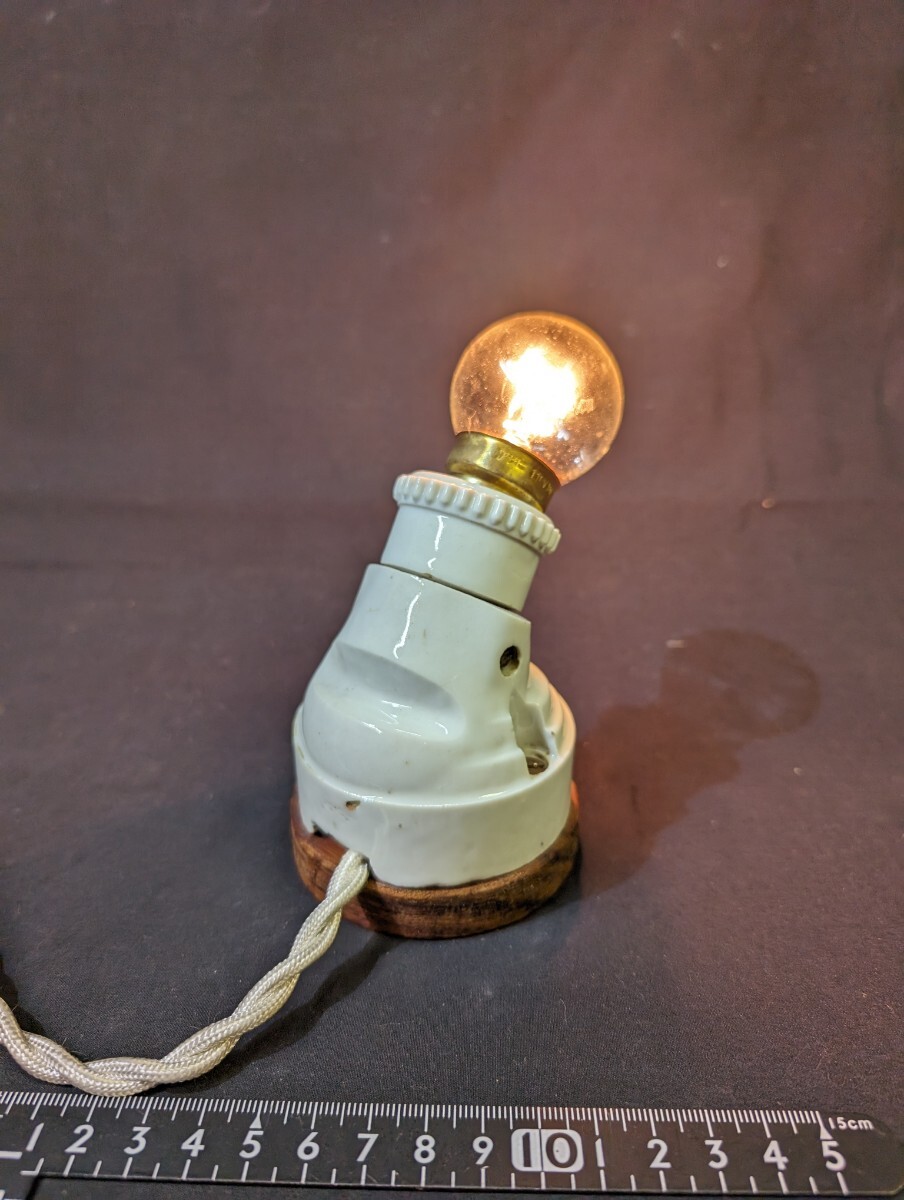フランス アンティーク 白磁製 壁掛けライト 照明 スタンドライト ソケットランプ ライト ビンテージ 古道具 古民具_画像4