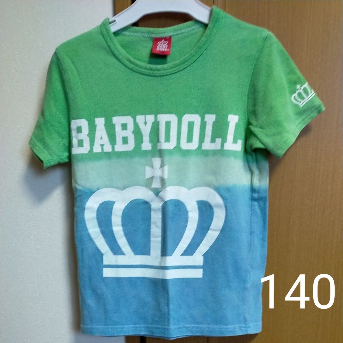 ベビド☆王冠ロゴ　グラデーション半袖Tシャツ　青x緑 140 べビードール　BABYDOLL 色違い140水色別出品中　お揃い可能