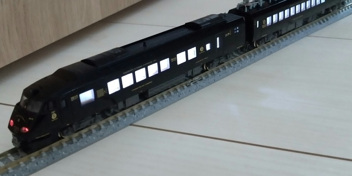 KATO リレーつばめ 改造 JR九州 787系 観光列車 36+3 6両 ツヤあり光沢塗装 LED室内灯 高輝度ライトつきの画像8