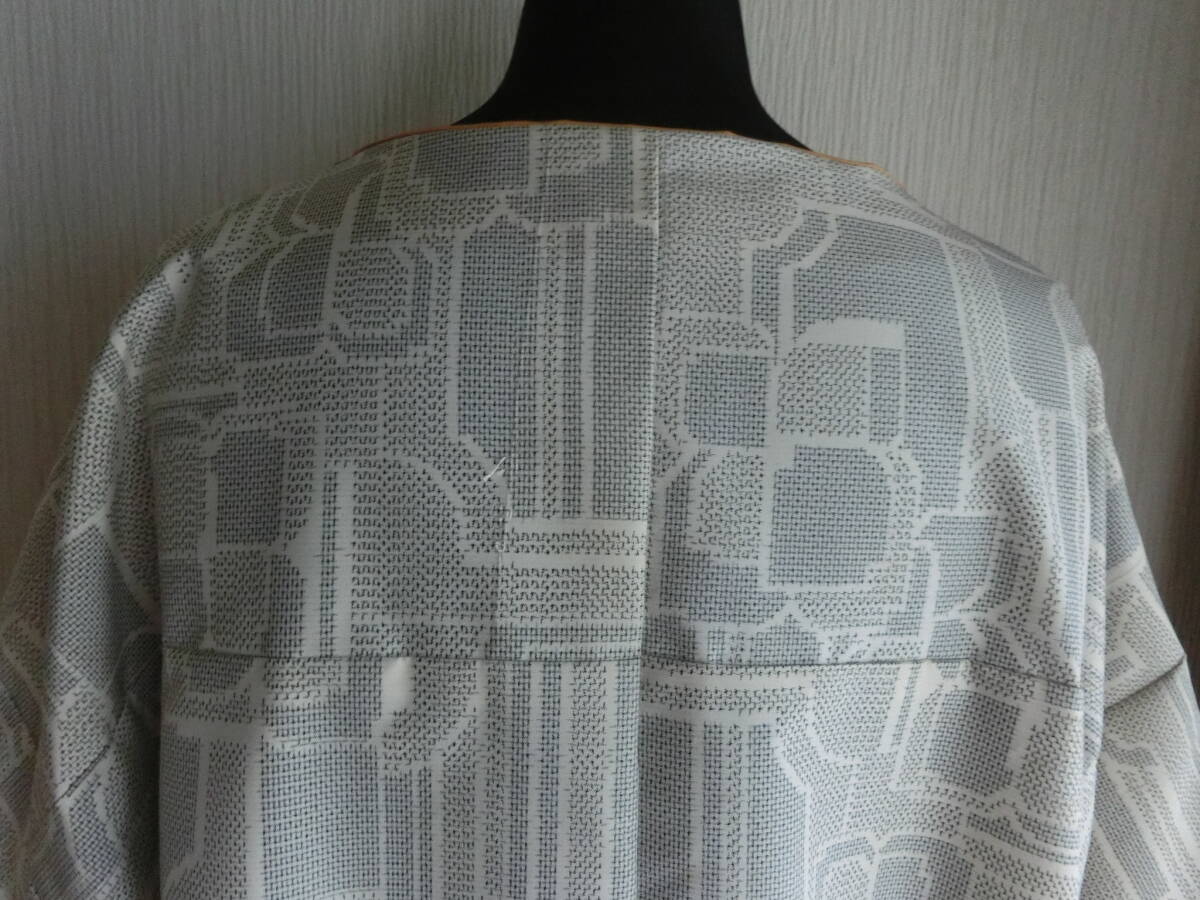 NO３9 着物リメイク 正絹大島紬のロングチュニック ひも付き サイズゆったり大きめ 送料無料 ハンドメイドの画像6