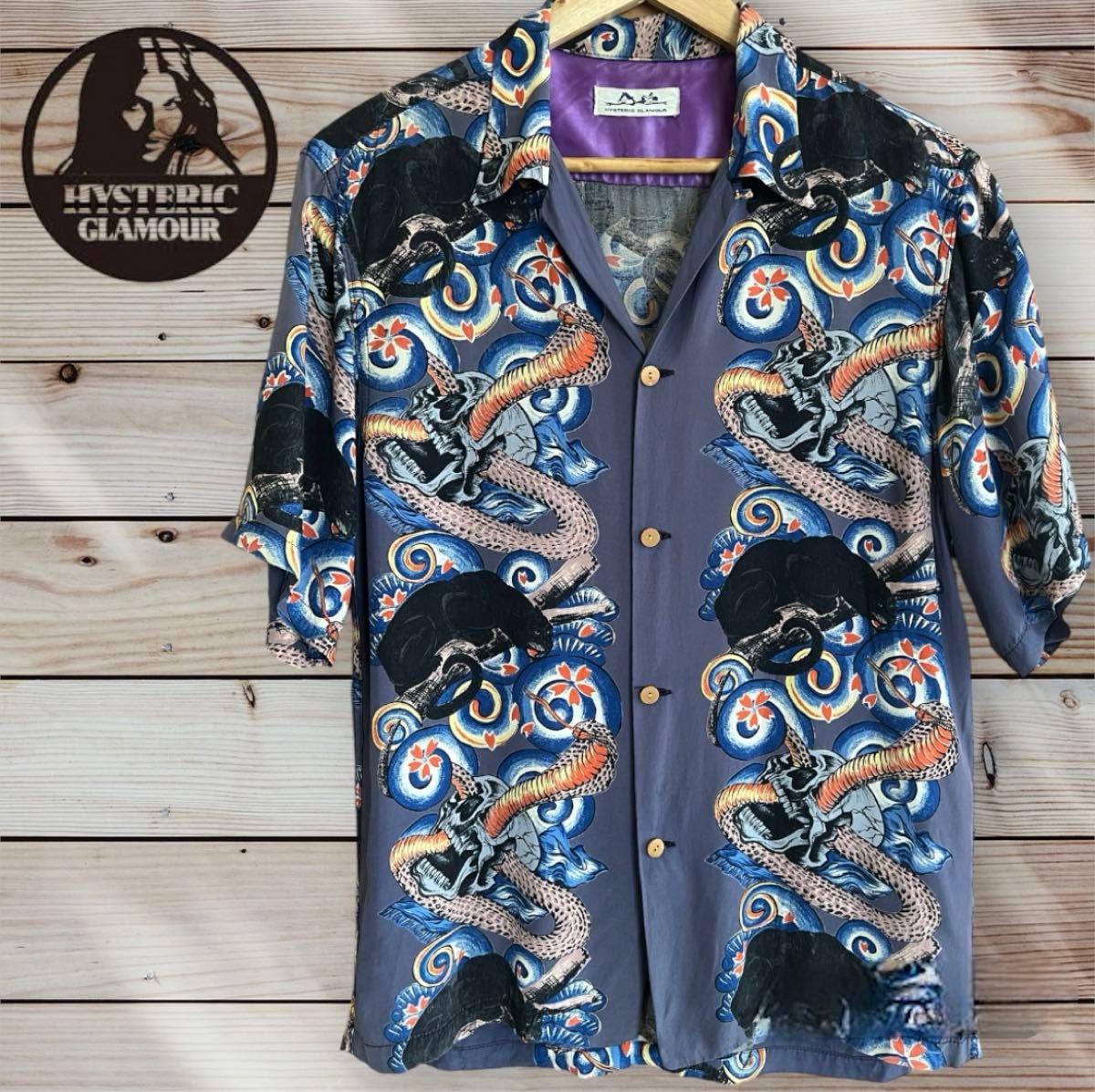入手困難】90'sヒステリックグラマー アロハシャツ ドクロ 蛇 黒 入手困難】90'sヒステリックグラマー アロハシャツ ドクロ 蛇 黒