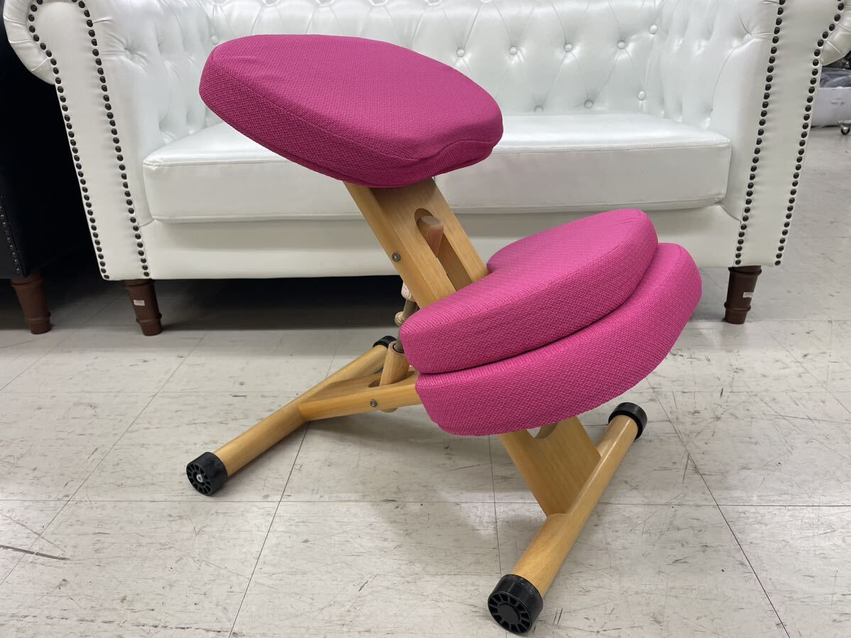 宮武製作所 バランスチェア プロポーションチェア ピンク 学習イス 子供用 補助クッション付き 姿勢矯正椅子 の画像1