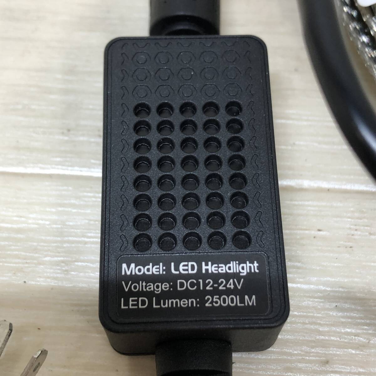 △LEDヘッドライト DC12-24V 2500LM バルブ ヘッドランプ フォグランプ LED パーツ 部品 カスタム カー用品 現状品△C73605_画像4