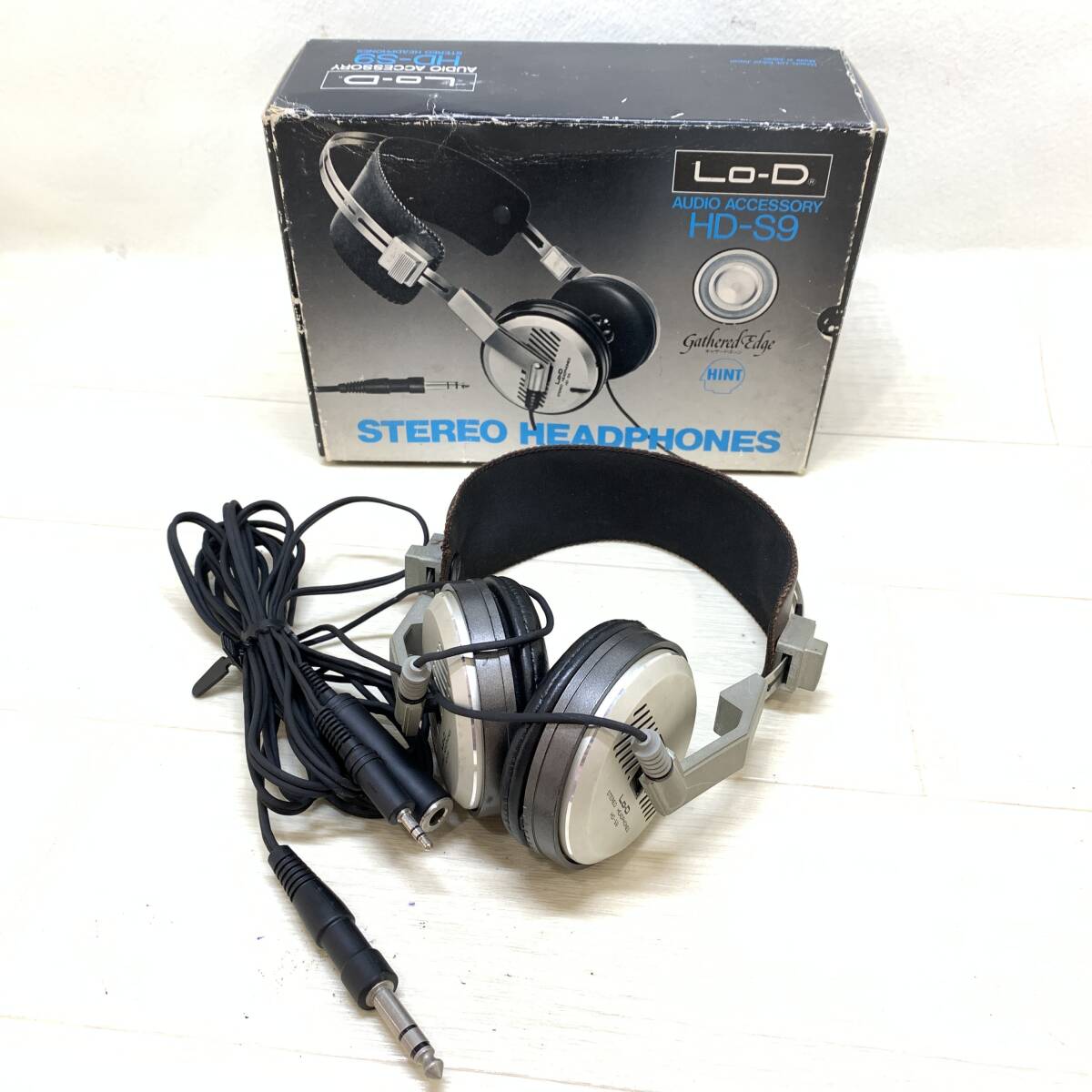 ■Lo-D HITACHI 日立 HD-S9 ヘッドホン ヘッドフォン レトロ ビンテージ STEREOHEADPHONE 外箱付 中古品■C41986_画像1