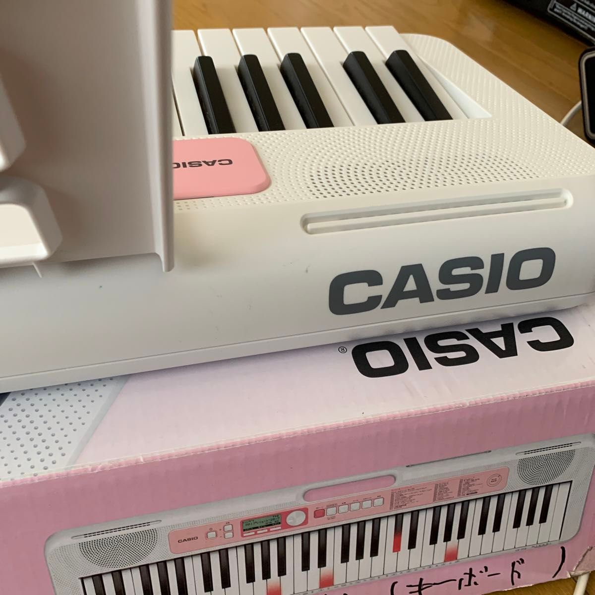 CASIO (カシオ) 61鍵盤 電子キーボード LK-312 [光ナビゲーション](ほぼ未使用品)