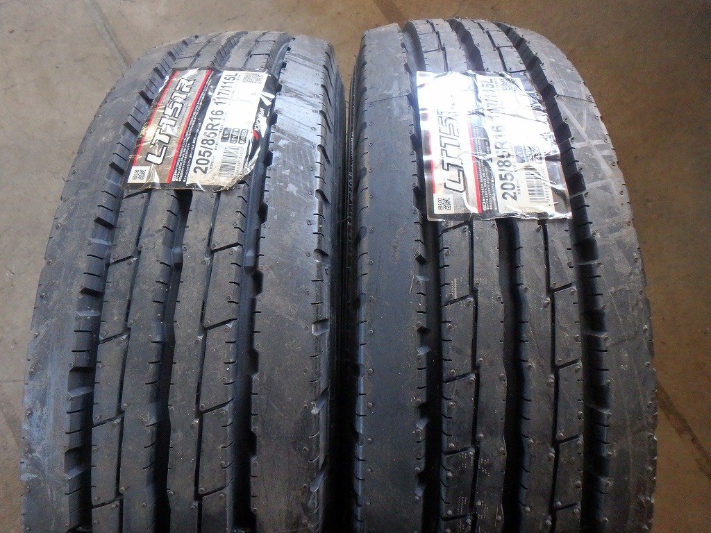 C871-1 未使用 送料無料【205/85R16 117/115】ヨコハマ LT151R 夏タイヤ 6本_画像2