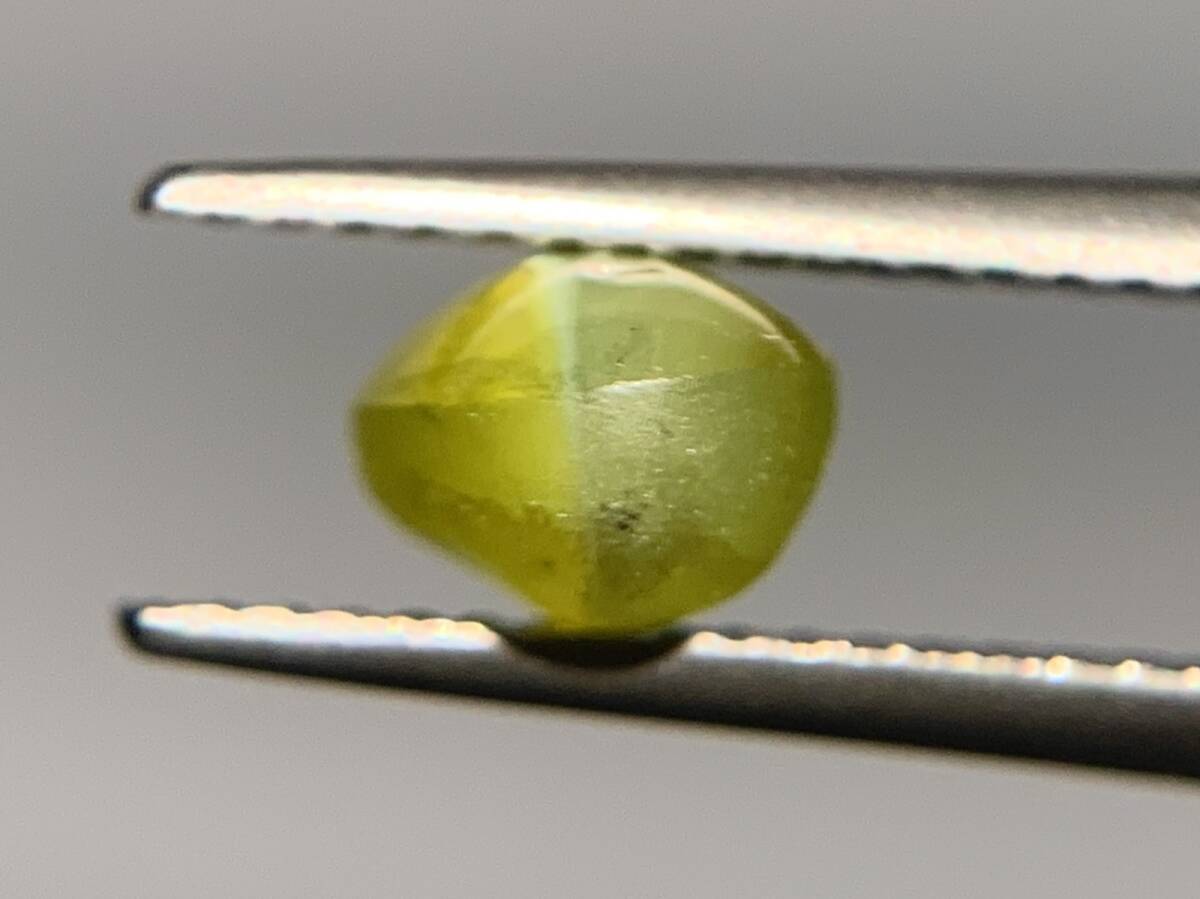 宝石ソーティング付き　 天然 クリソベリルキャッツアイ　2.253ct　 7.7×6.1×4.8　 ルース（ 裸石 ）　 1692Y_画像9