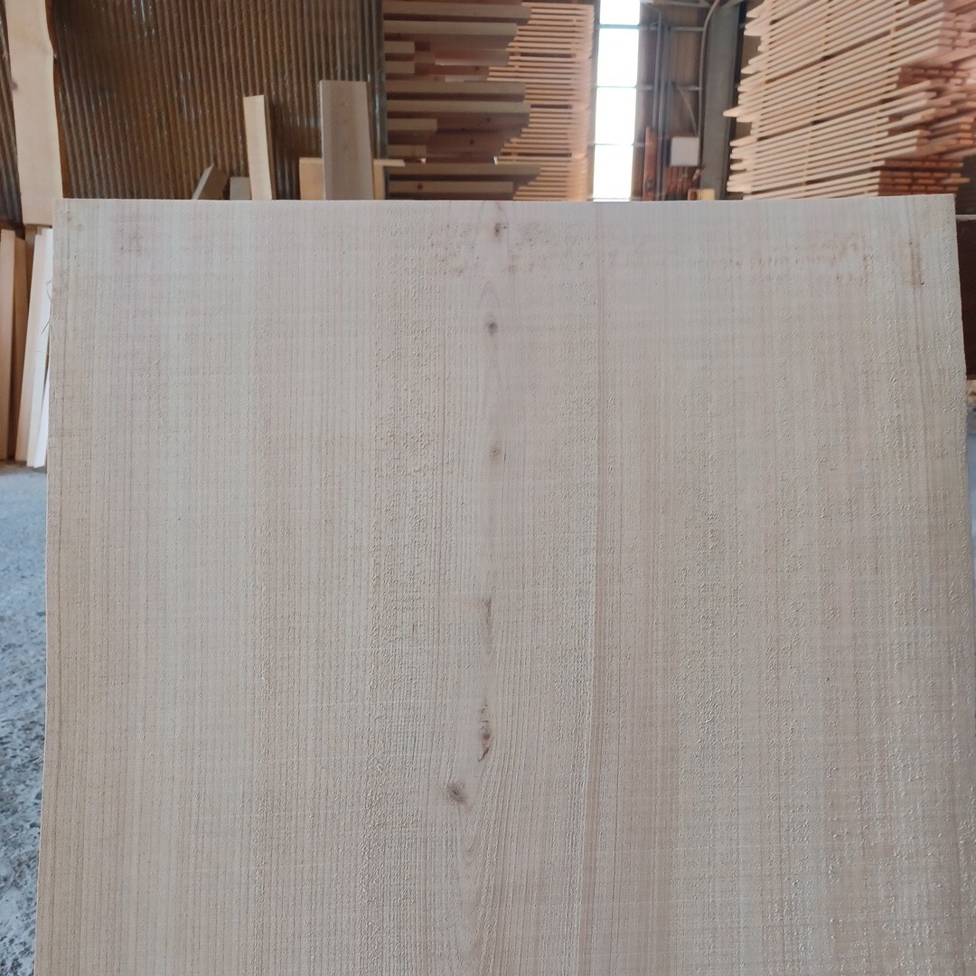 A-1688 【69×46.5～53.8×3.6cm】　国産ひのき　耳付板　テーブル　棚板　看板　一枚板　無垢材　桧　檜　DIY