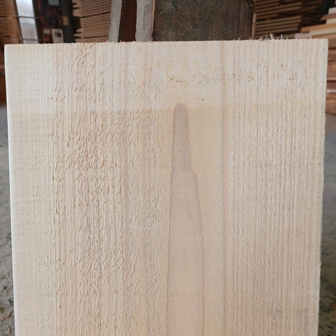 A-1694 【39.8×23.4～23.8×3.4cm】　国産ひのき　片耳付板　テーブル　まな板　棚板　看板　一枚板　無垢材　桧　檜　DIY