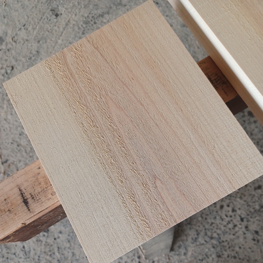 B-1650　国産ひのき　板　2枚セット　まな板　花台　棚板　看板　一枚板　無垢材　桧　檜　DIY_画像3